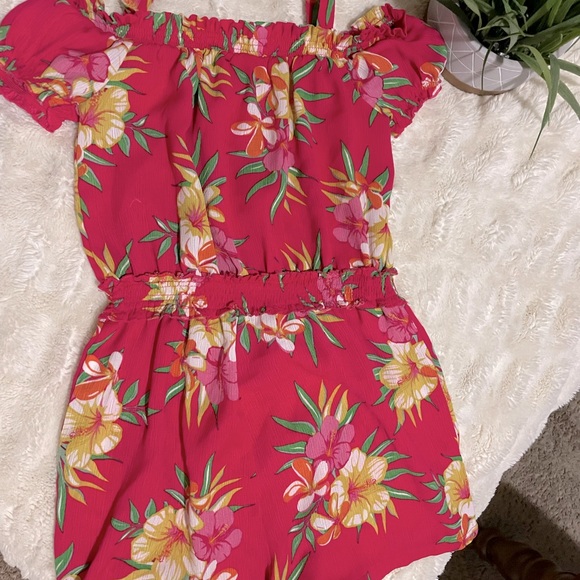 EUC BCBG Girls Hawaiian Romper - Picture 3 of 3